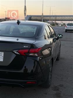 نيسان فيرسا